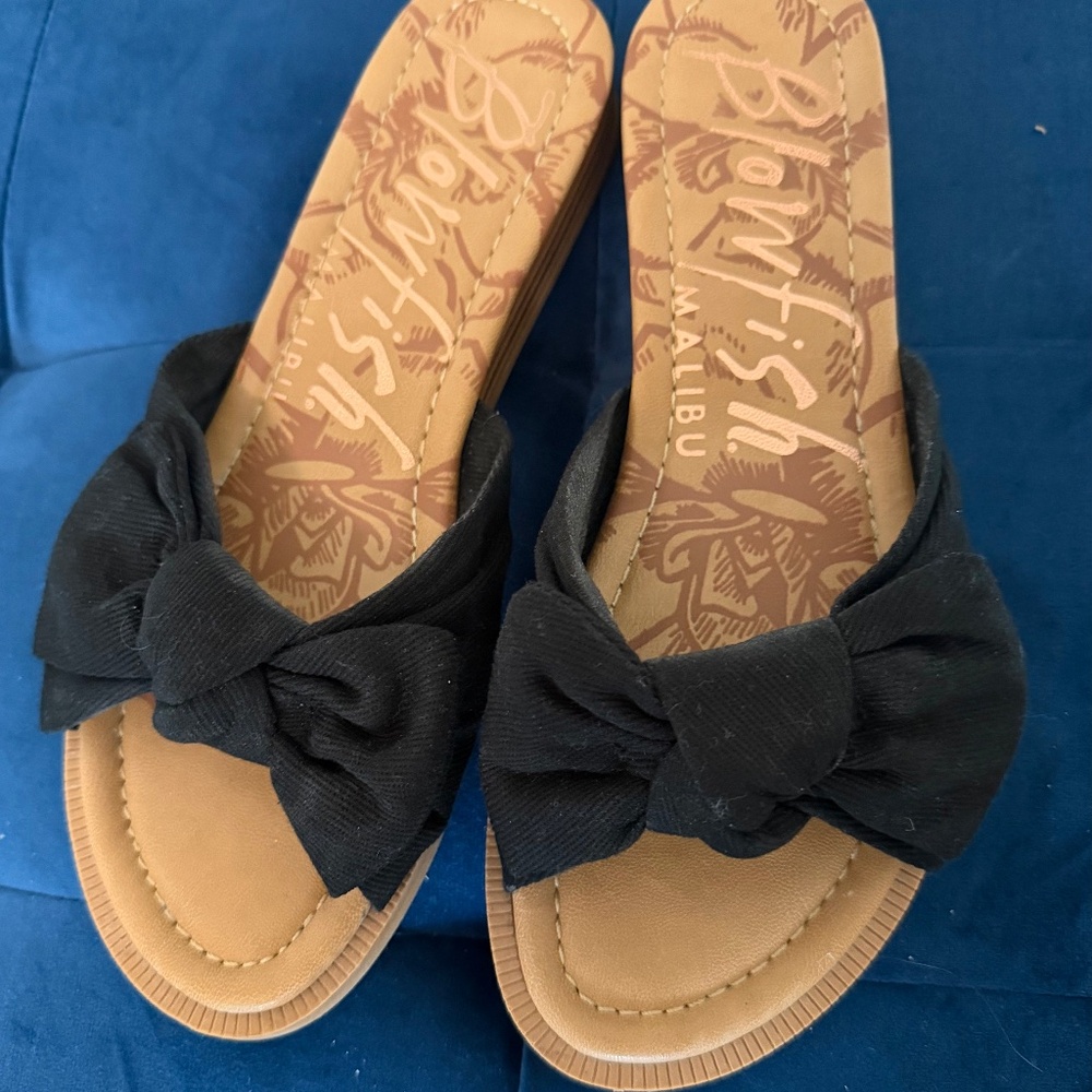 Blowfish Malibu Sandals with bow
